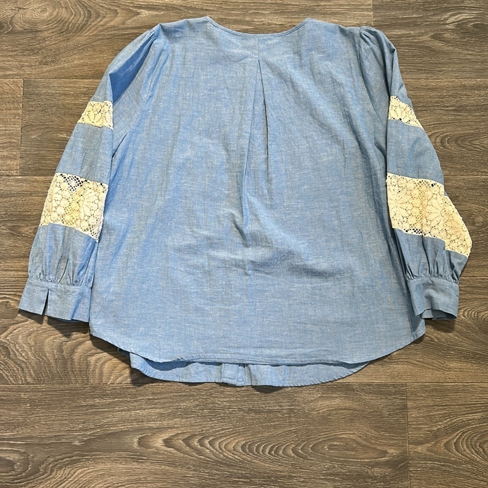 Johnny Was Thalassa Chambray Lace Blouse Medium Cottagecore Boho Anthropologie - Picture 3 of 15